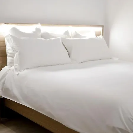 Apartment Luxury With Private Spa, Jacuzzi, And Sauna *