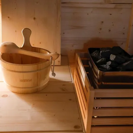 Luxury With Private Spa, Jacuzzi, And Sauna Apartment Maso